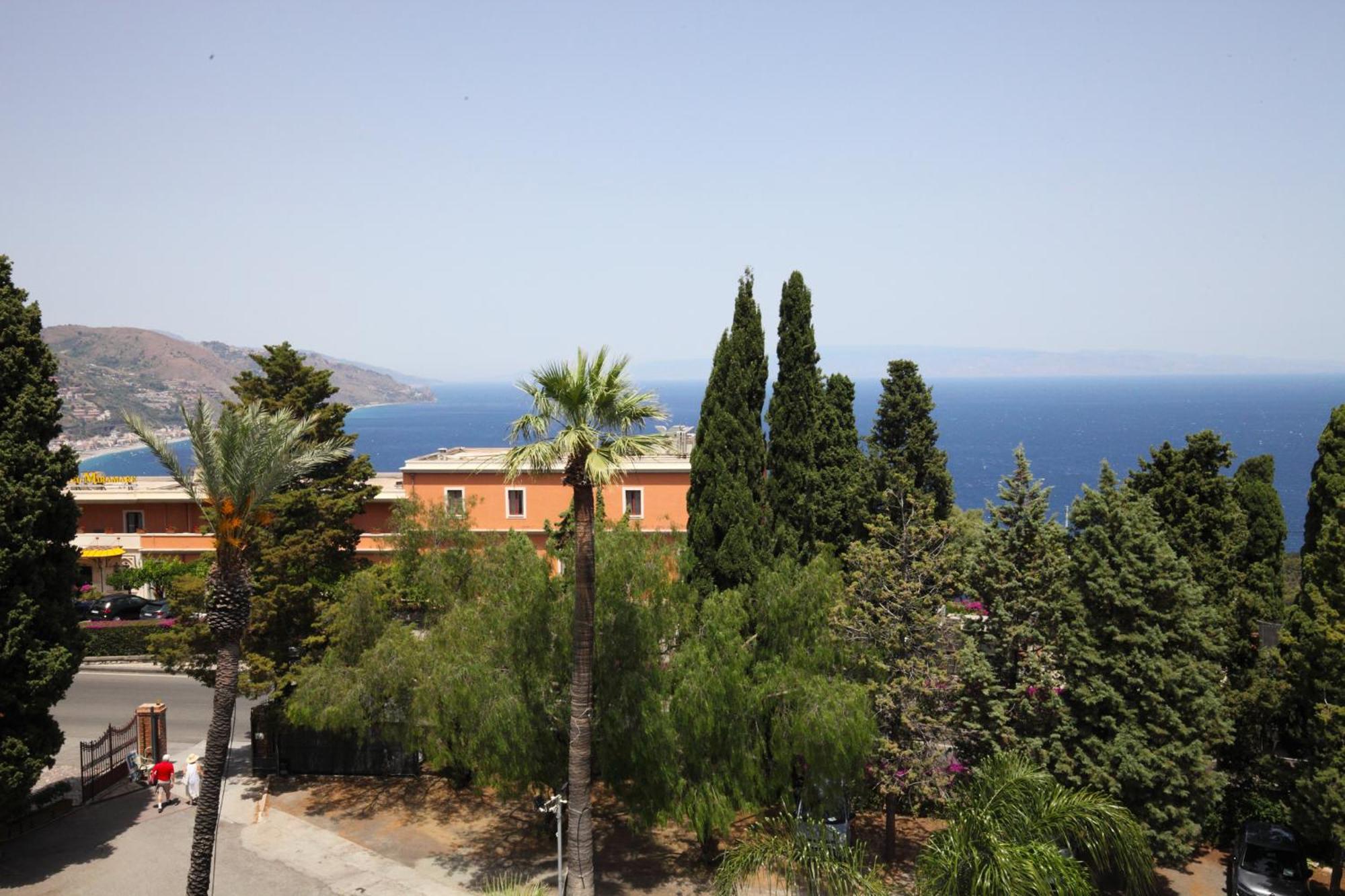 Lady Hill Bed & Breakfast Taormina Exterior foto